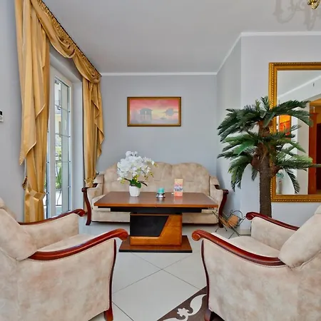 Goscinne Idalia Karwia