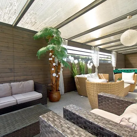 Goscinne Idalia ホームステイ *