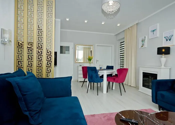 Goscinne Idalia Homestay *